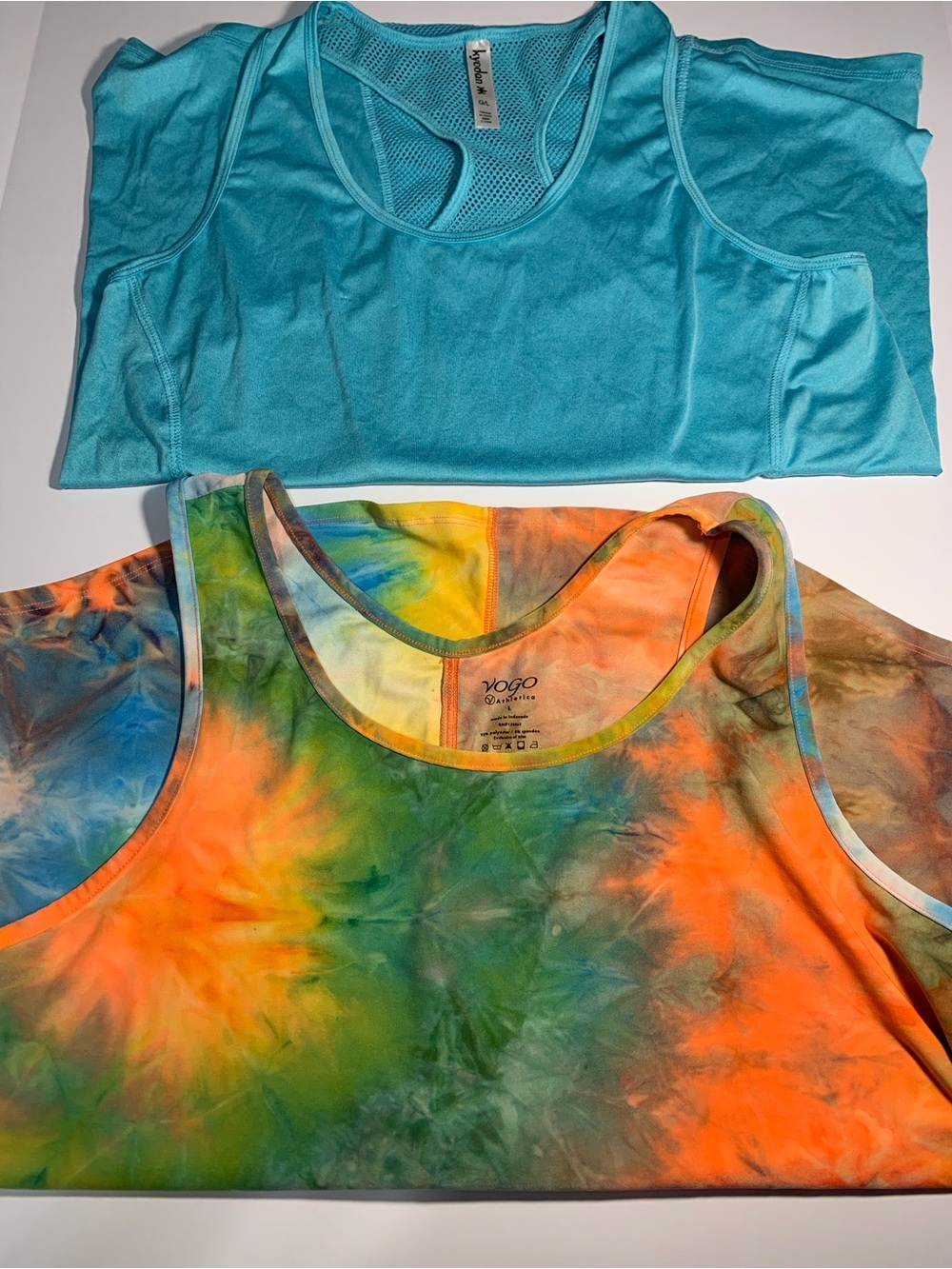 2 pack Women’s Seamless Workout Tank Tops